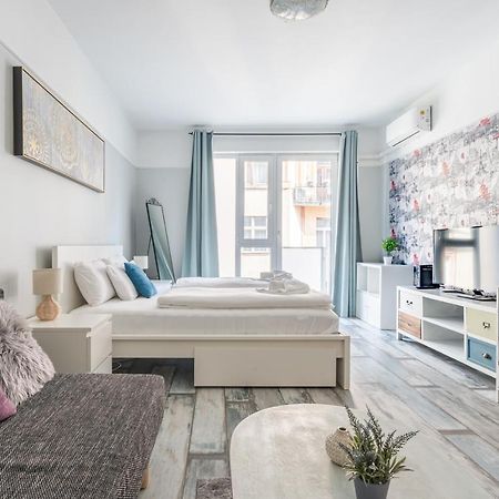 Blue Sky Apartment Budapest Exterior foto